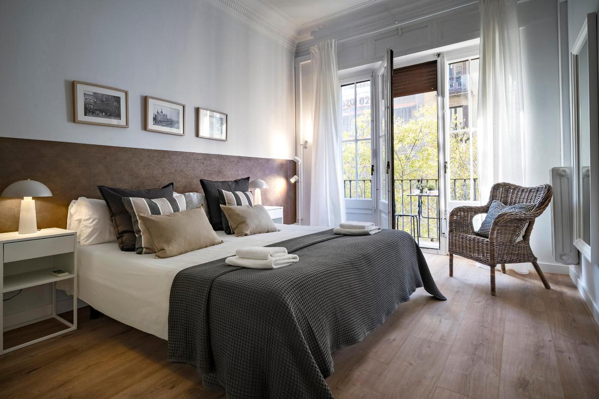 Habitat Apartments Bailen Барселона Экстерьер фото